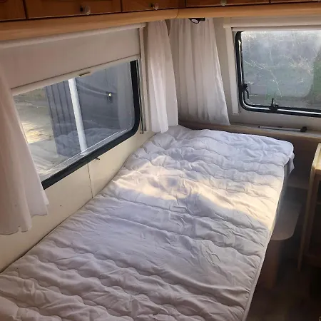 Caravan In Op Camping Duindoorn IJmuiden
